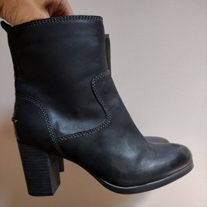 Sperry Black Heeled Boots